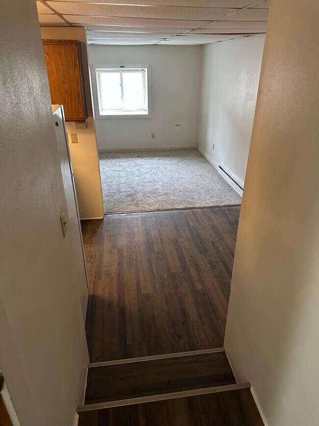 Photo - 305 W Railroad St Unit #3