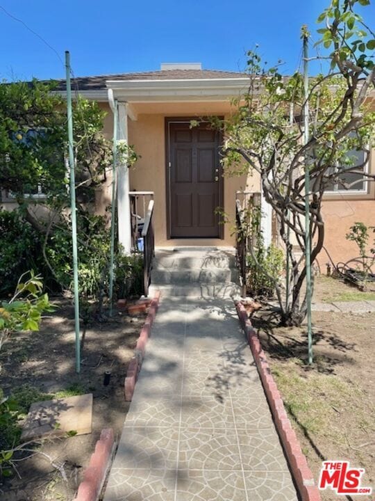 Photo - 5716 Lasaine Ave