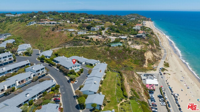 Building Photo - 29680 Zuma Bay Way