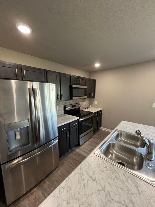 Photo - Now Leasing – Stylish 3-Bedroom Home in Bo...