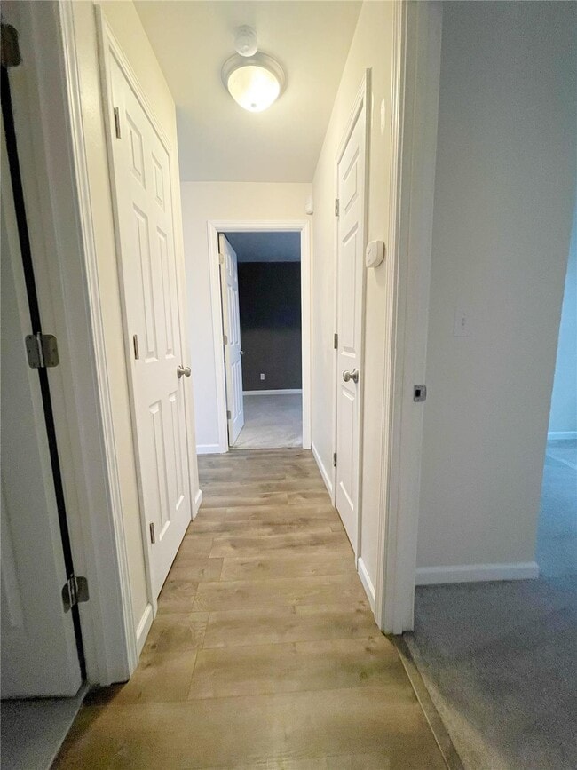 Photo - 712 Juniper Dr