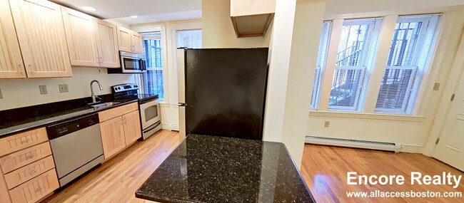 197 Commonwealth Ave Unit B