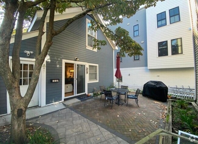 Building Photo - 112 Brookside Ave Rental