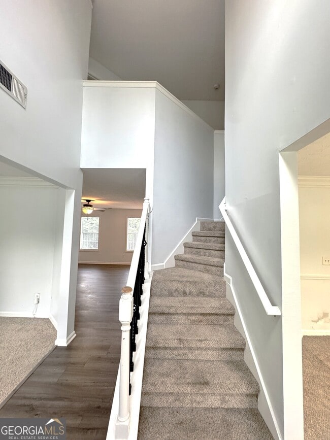Photo - 2121 Silva Ct
