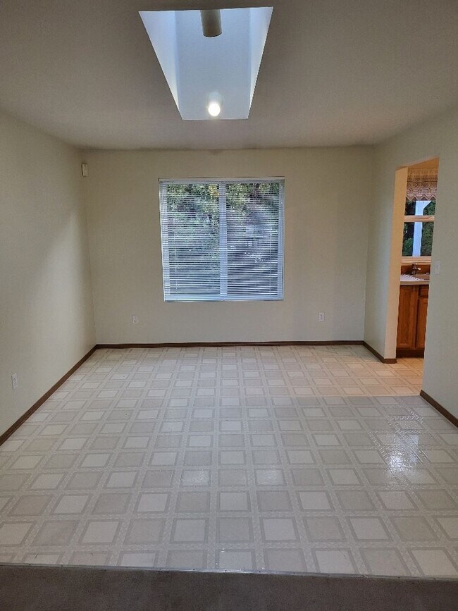 r159 Unit 470 Apartment For Rent in Chehalis, WA