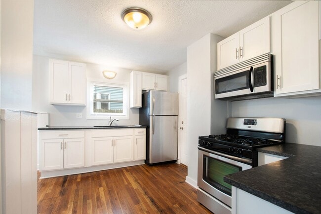 Building Photo - 348 Quimby St NE Unit 1