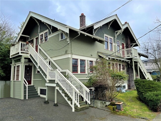 Building Photo - 5816 17th Ave NW Unit 3