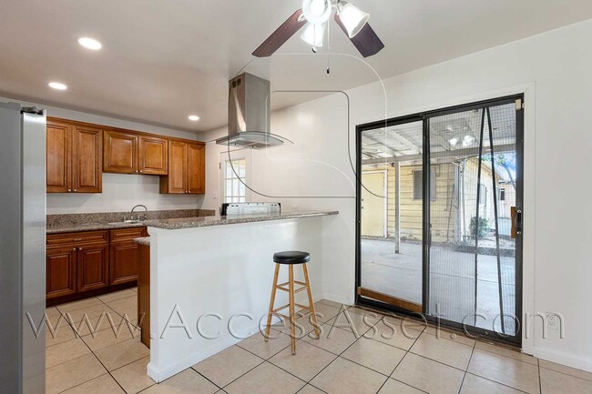 Photo - 12584 Magnolia Ave