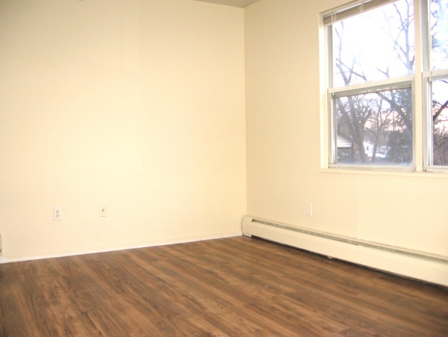 Photo - 641 S Woodward St