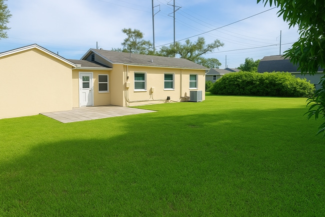 Building Photo - 5148 Tampa Bay Growth Fund 2 LLC Unit 5148