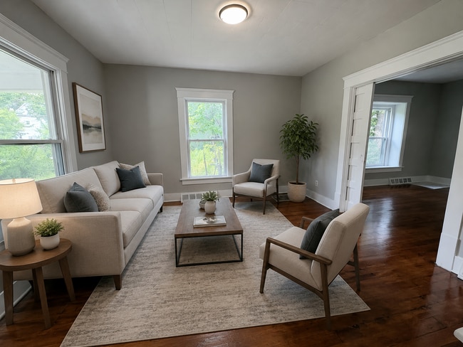 Photo - Large 5-Bedroom Akron Rental with Formal Dining Room and Full Basement