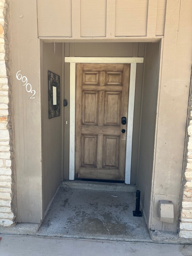 Photo - 6902 Colony Park Dr