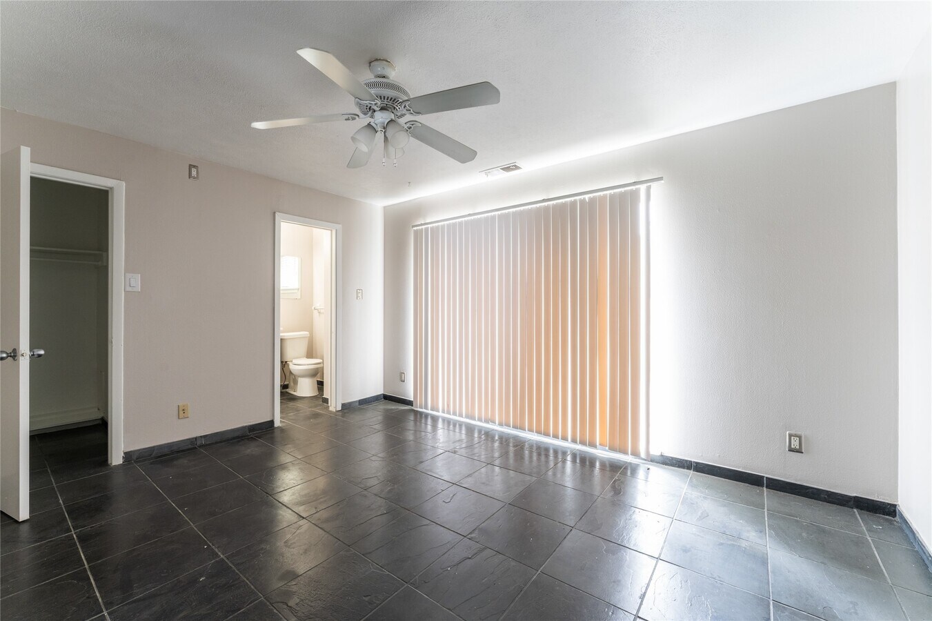 Photo - 420 W Alabama St Unit 10