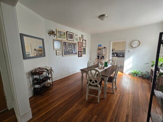 Photo - 3120 Kensington Ave Unidad 9