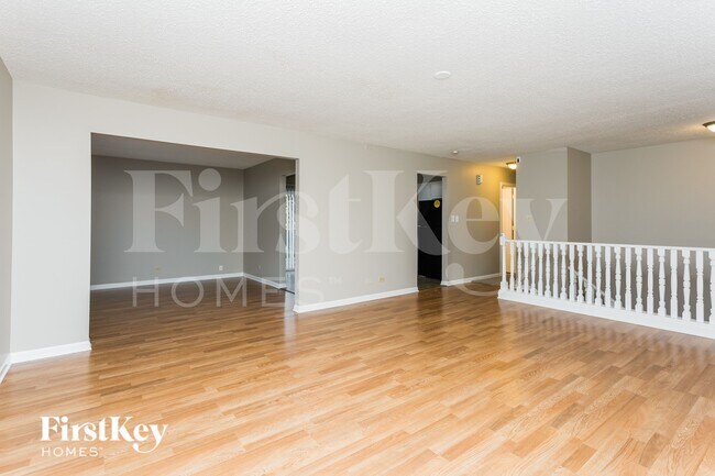 Photo - 1220 Lehnertz Cir