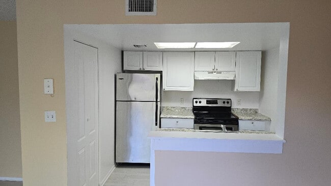Photo - 3242 Coral Lake Ln Unidad 3242