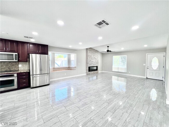 Photo - 5828 W Divers Cove Way