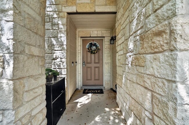 Photo - 816 Rusk Rd