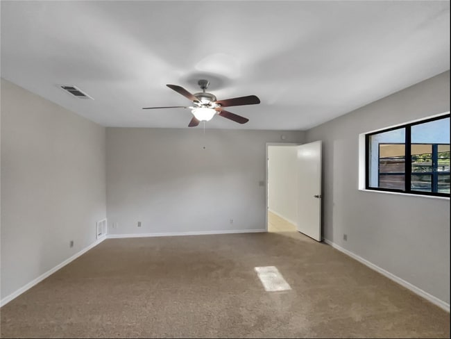 Photo - 236 Longhorn Dr