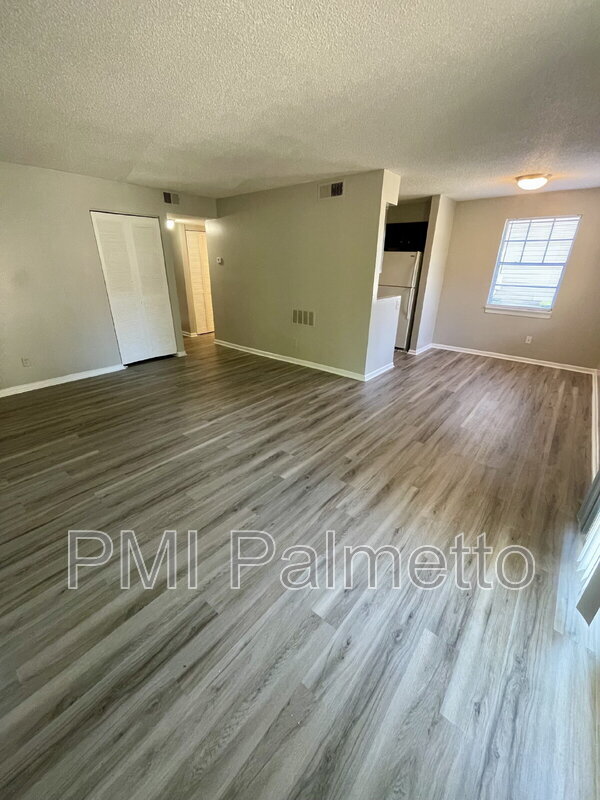 Photo - 1900 Tall Pines Cir Unit 3