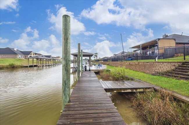 Building Photo - 416 Twin Timbers Ln