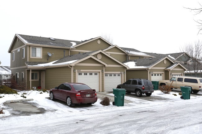 Photo - Arbor Garden