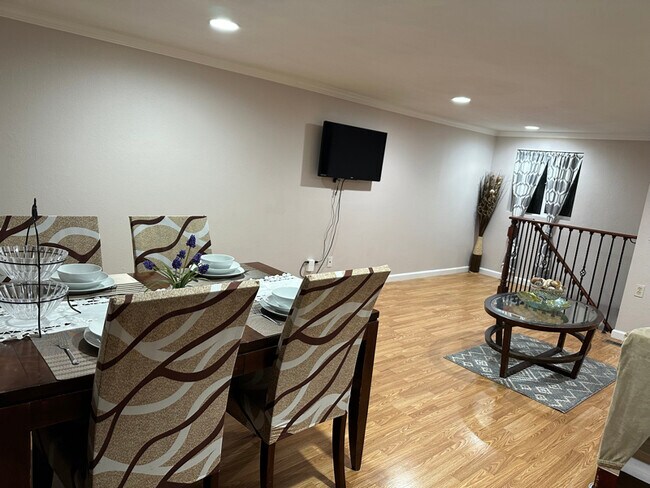 Photo - 50 August Ct Unit 1