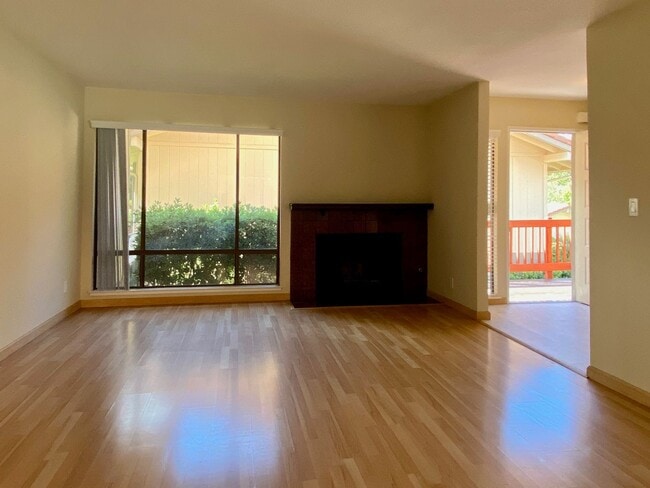 Photo - Well Appointed and Perfectly Located 2 Bedroom, 2.5 Bath Townhouse in Santa Clara!