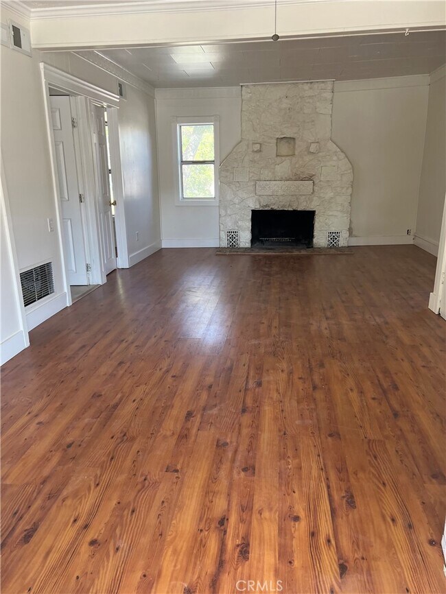 Photo - 23988 Lake Dr