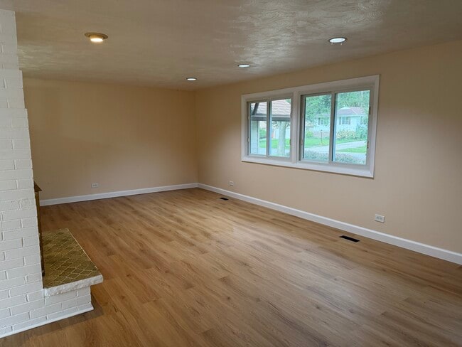 1316 Norwell Ln