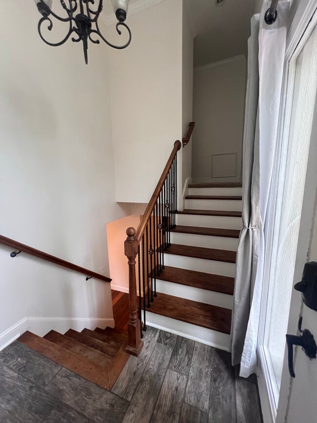 Photo - 94 Briarview Cir