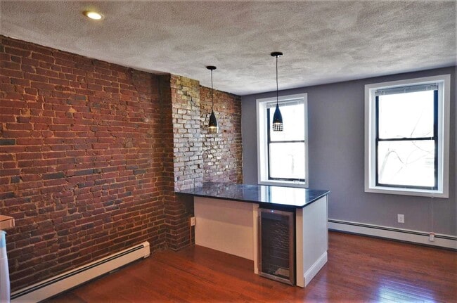 Photo - 349 Sumner St Unit 2