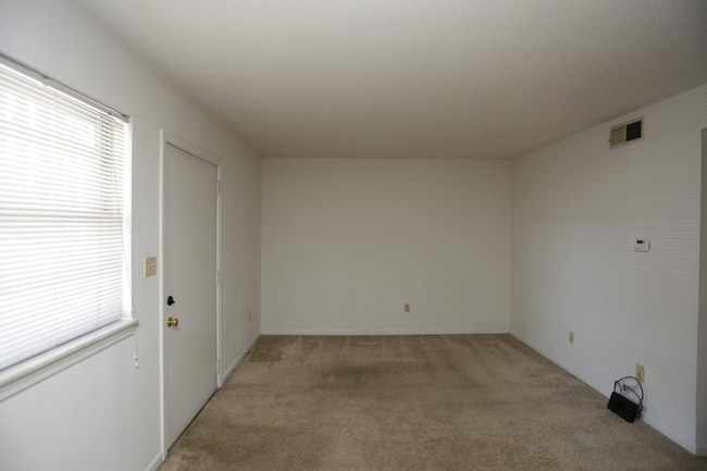 Photo - Stadium Apartments