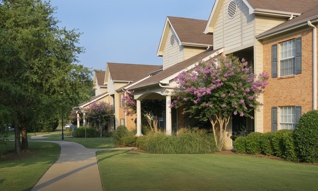 MAGNOLIAS AT HERNANDO - MAGNOLIAS AT HERNANDO Apartments