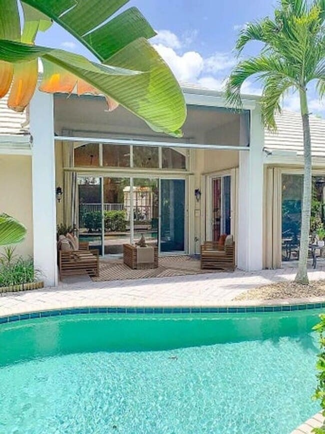 Photo - 9119 Baybury Ln