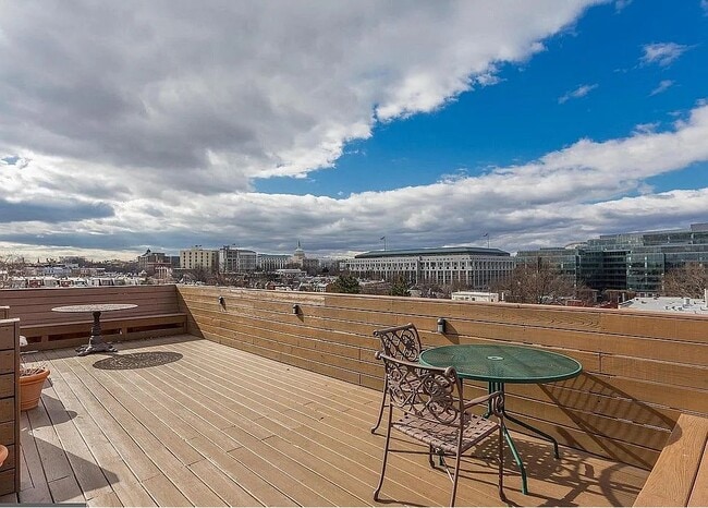 676 4th St NE Unit 301