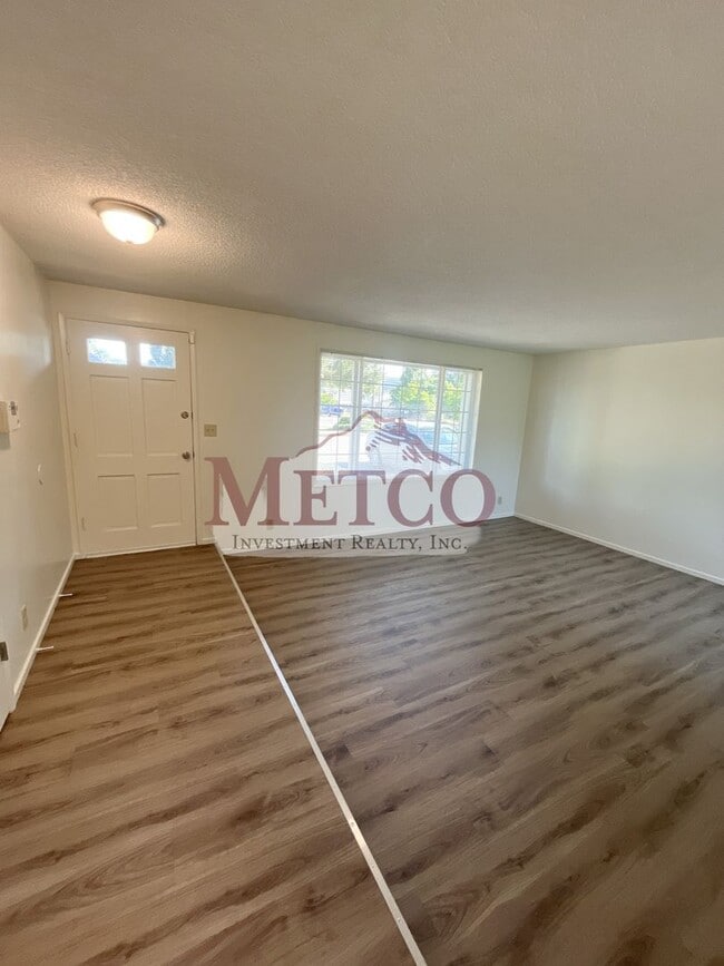 Photo - 20102 Unit 20102-B