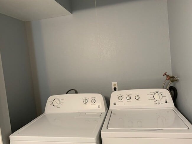 Photo - 2 BEDROOM/2 BATH CONDO FOR LEASE IN NORTHV...