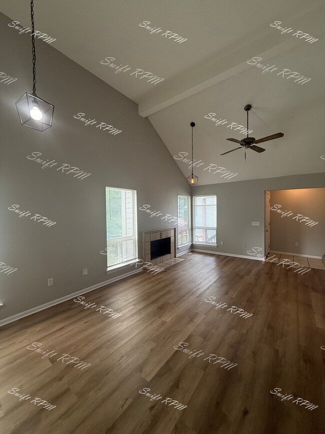 Photo - 8957 Hauser St