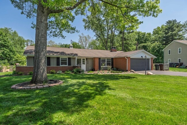 Photo - 6744 Merwin Pl