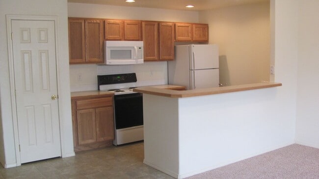 Photo - 875 N 3rd E St Unit 3D