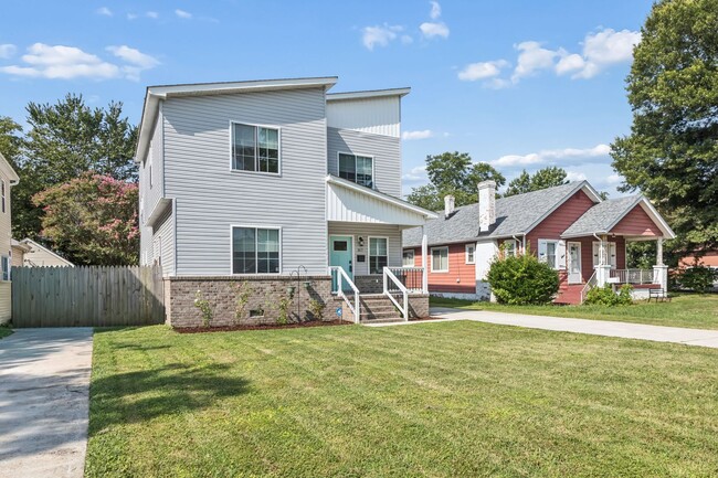 317 Cottonwood Ave