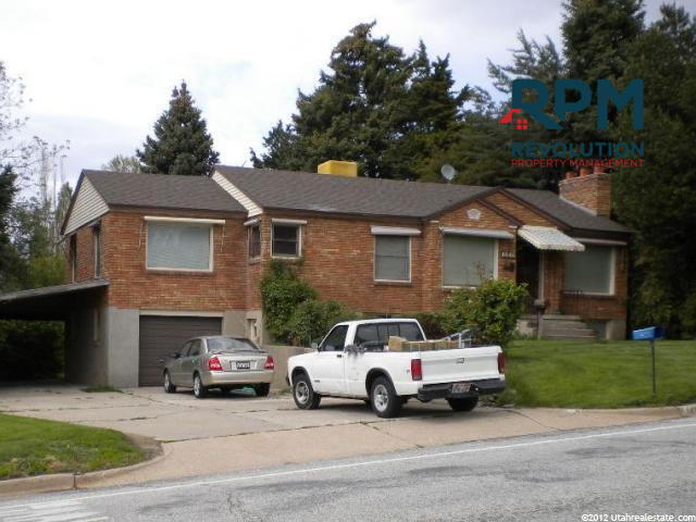 Building Photo - Perfect 2-Bedroom 1 block from Weber State - Spacious layout with the Yard