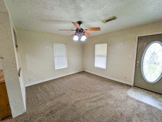 Photo - 3801 Stuart Ave