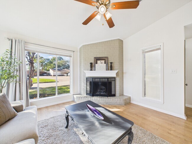 Photo - 7836 Bateman Ln Unit 7836