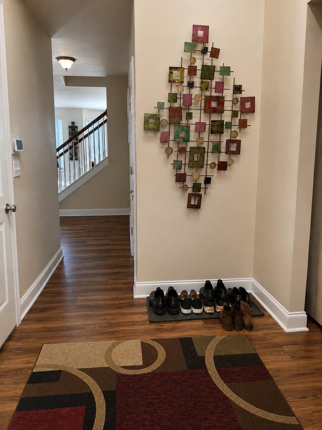 2328 Oakland Trail Way