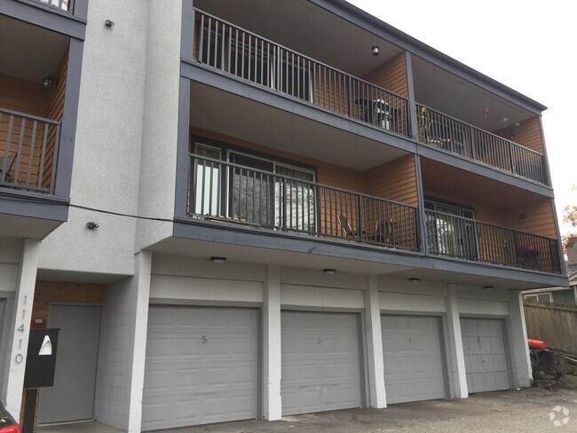 Building Photo - DT071 Avilon Rental