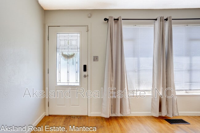 251 W.Kent St.