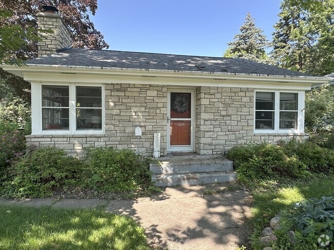 Building Photo - Mid-Century Charm and Comfort with a Sauna! Rental