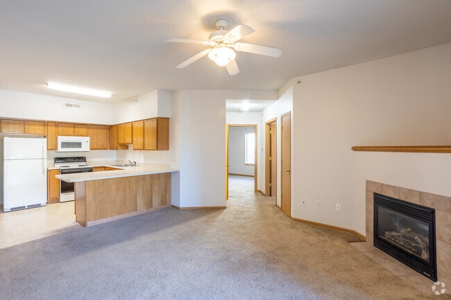 2BR, 1BA - 920SF Ground Floor Living Room